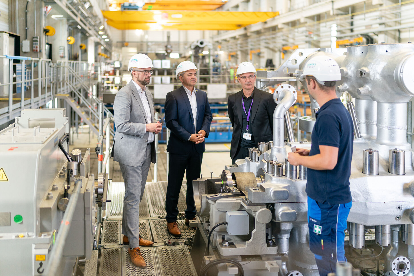 Sachsens Wirtschaftsminister Martin Dulig besucht den Siemens Energy Innovationscampus am Standort Görlitz.